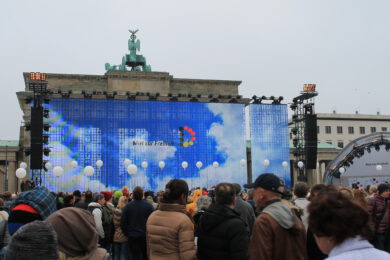 BÜRGERFEST BERLIN<br>25 JAHRE FALL DER BERLINER MAUER